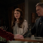 Filename=ouat6x16_005.jpg
Filesize=123KiB
Dimensions=1920x1080
Date added=Apr 23, 2017 ouat6x16_005.jpg